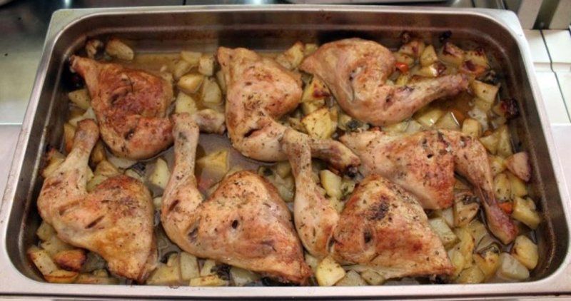 cosce pollo con patate al forno