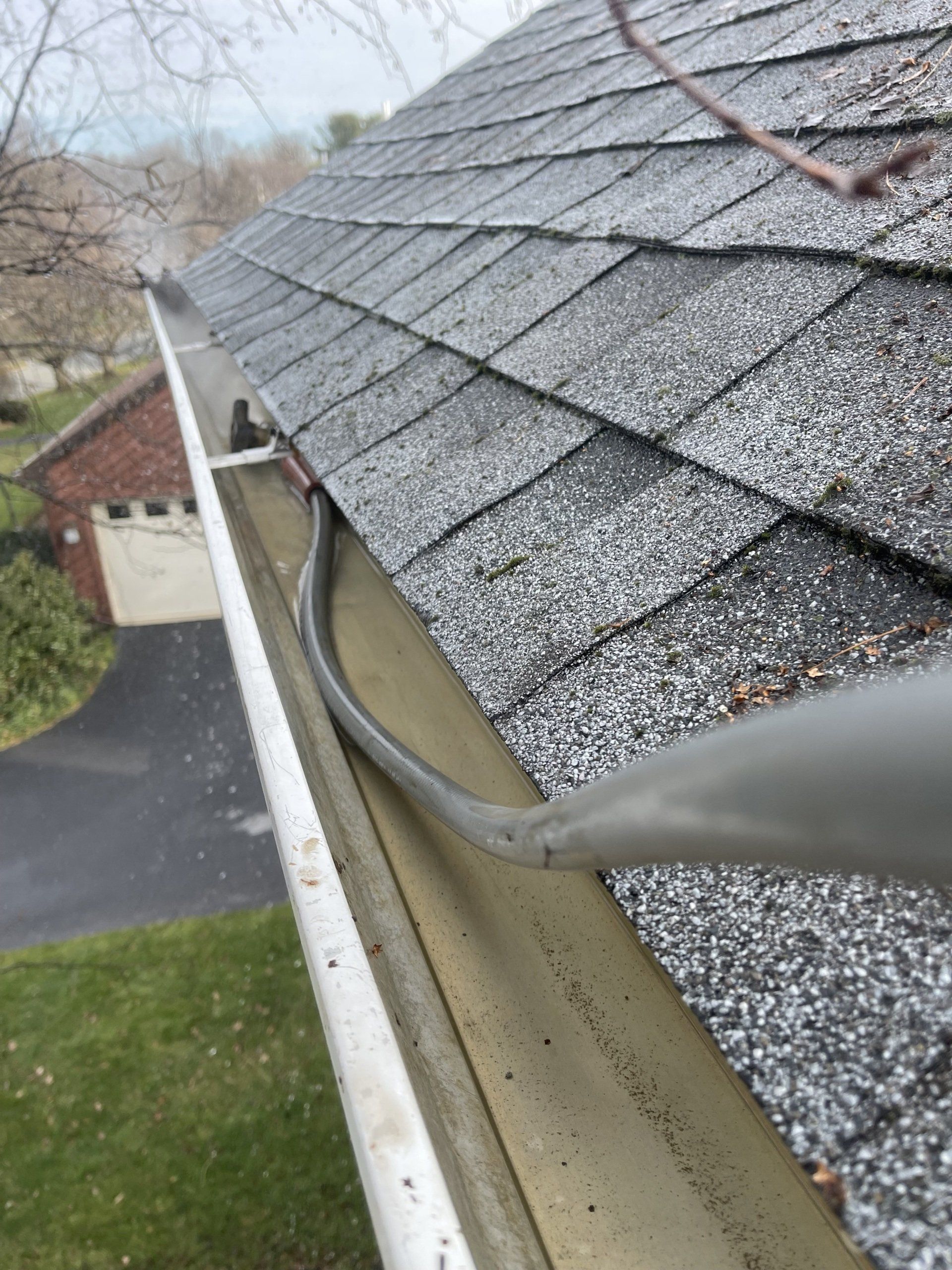 Local gutter cleaning company in Downingtown