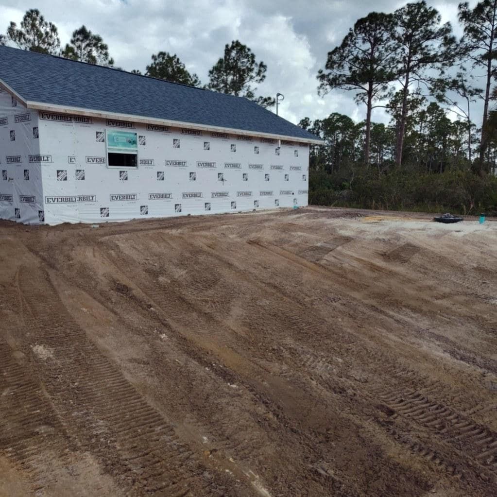 South Florida lot mulching for clean land in Lehigh Acres.