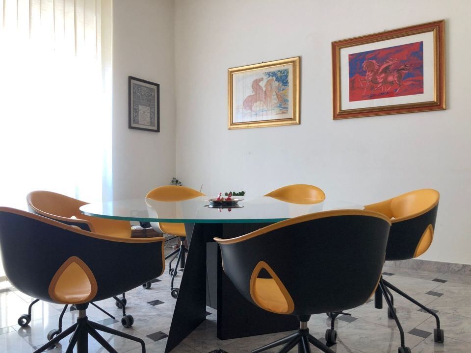 sala riunioni dello studio legale di Cagliari