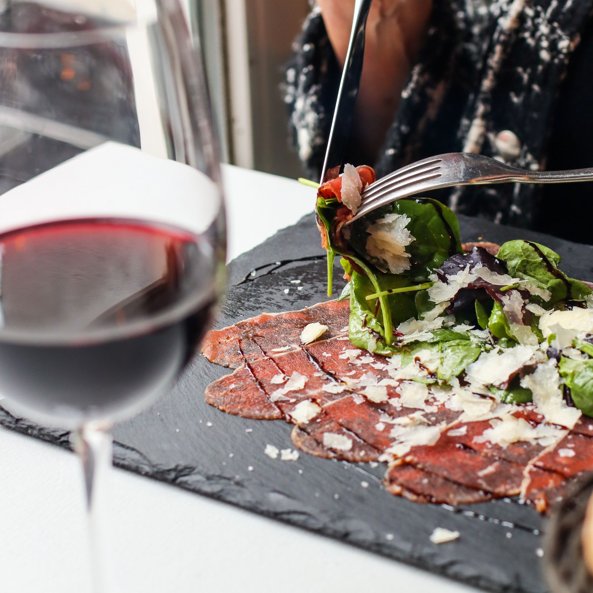 Pop Up Sablon beef carpaccio