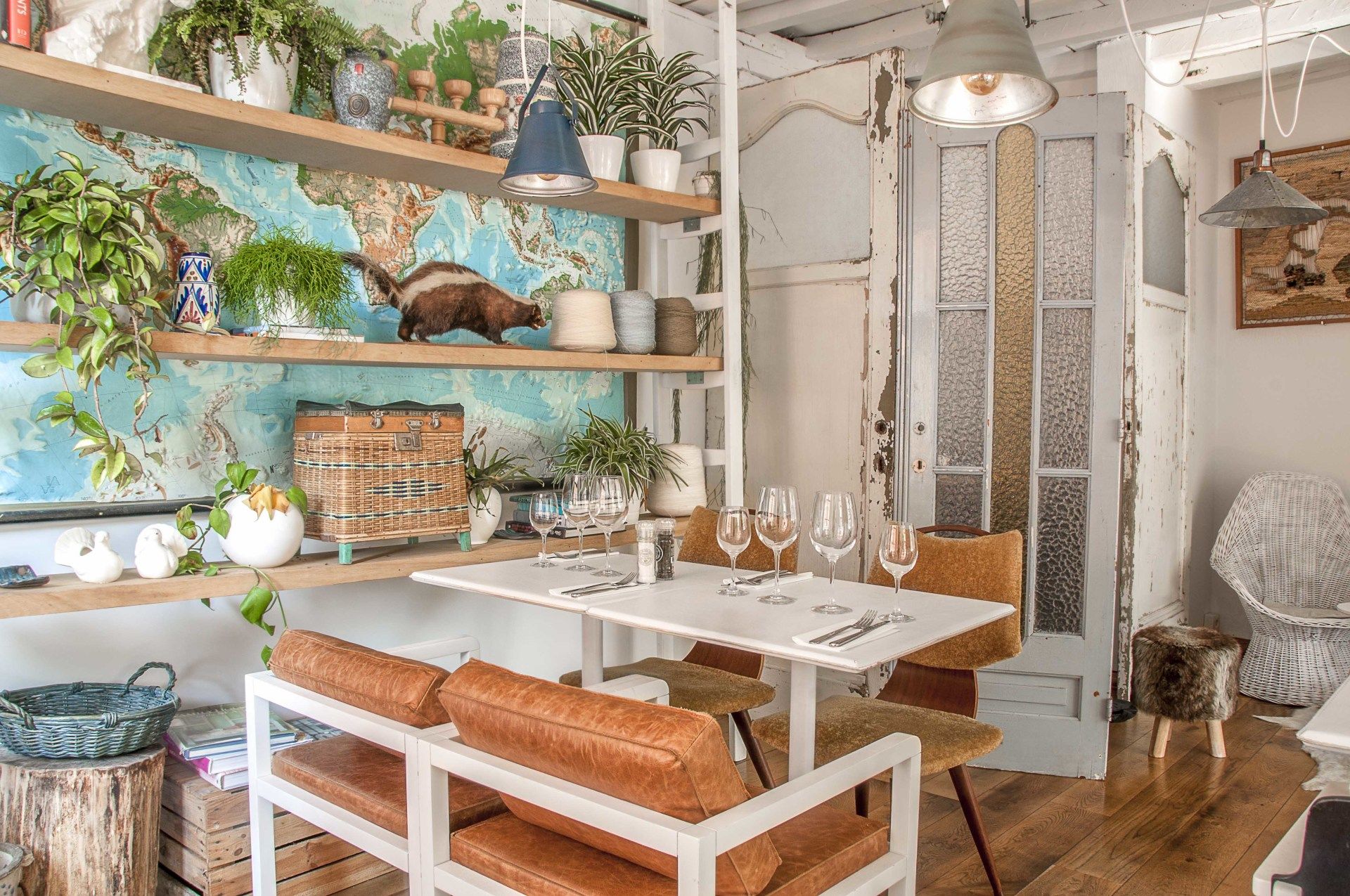 Restaurant, back section