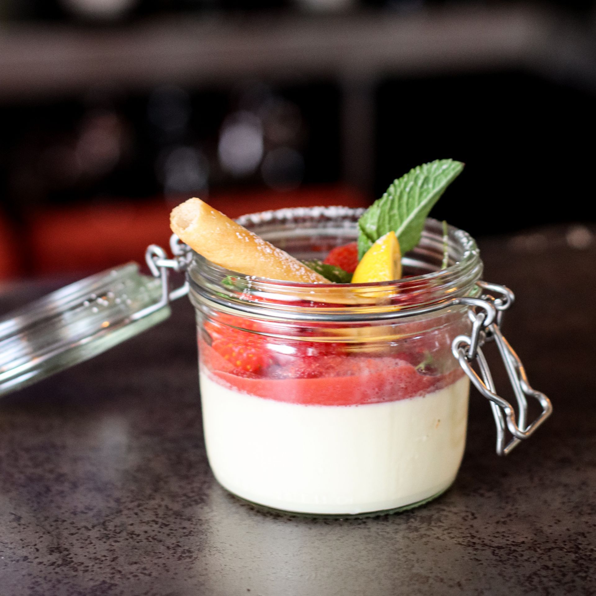 Pop Up Sablon home made tiramisu