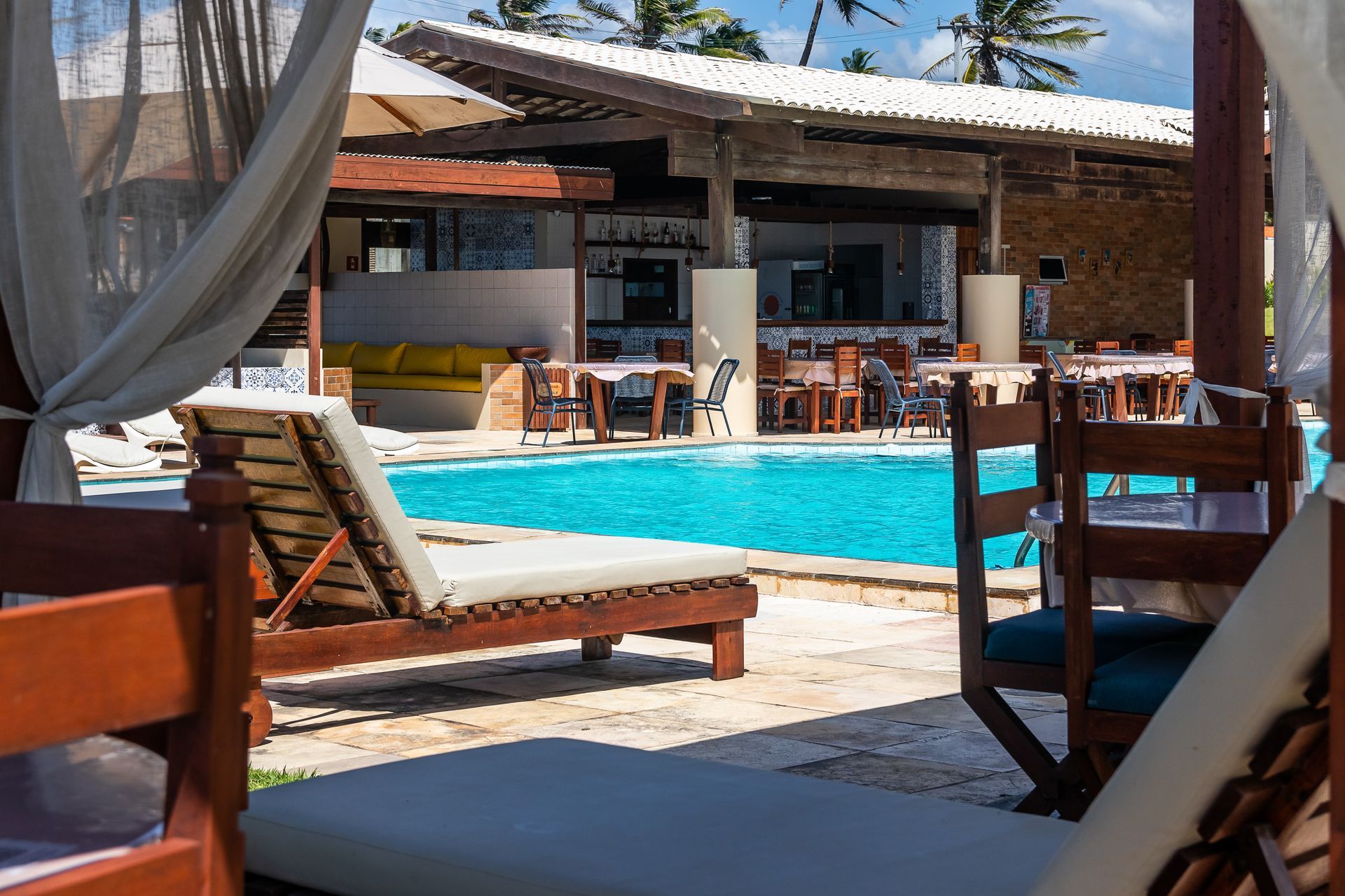 "SEM IMAGEM" text on a gray background.