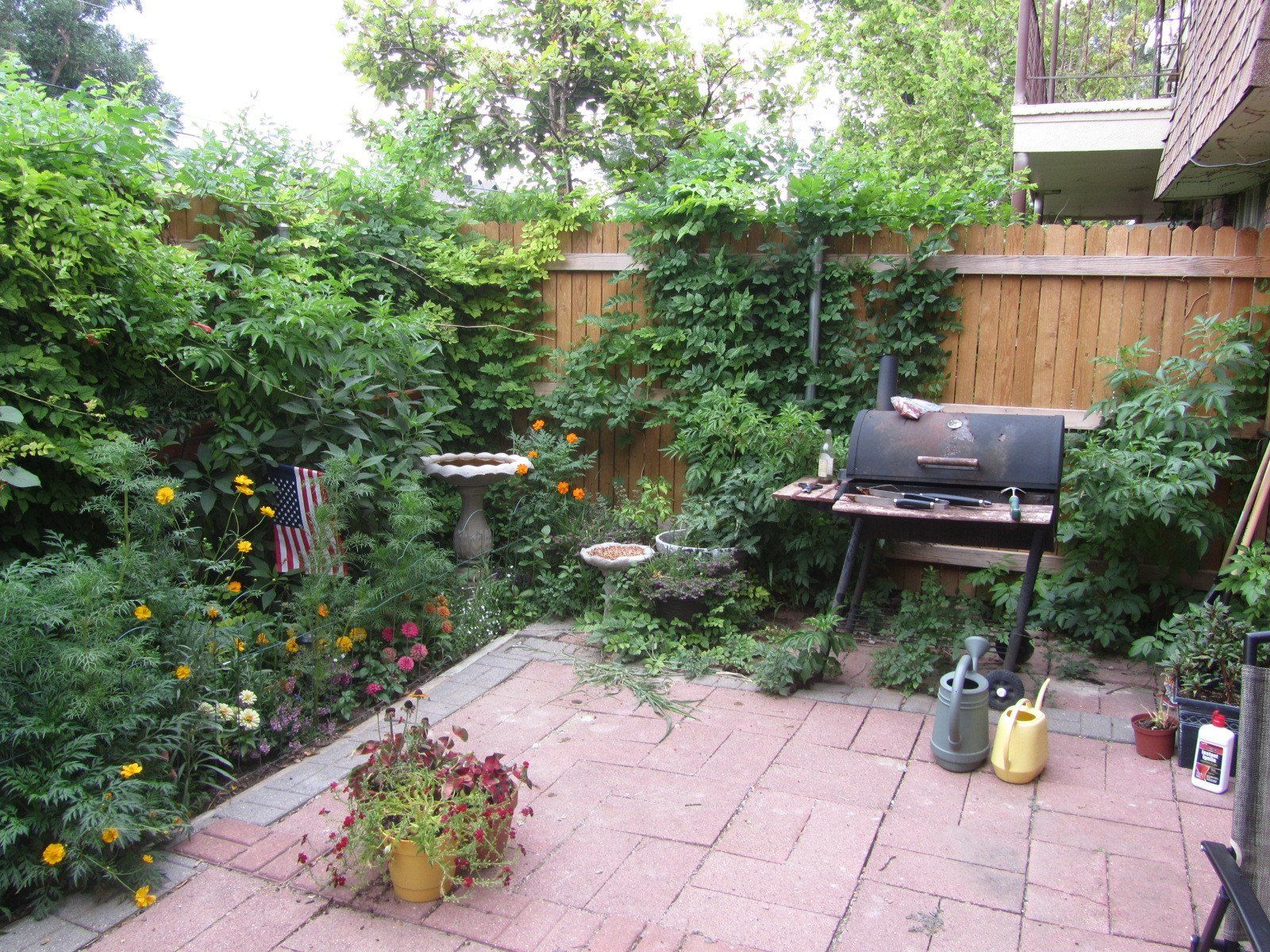 image of patio at Greenbriar Terrace Apartments in Amarillo, TX