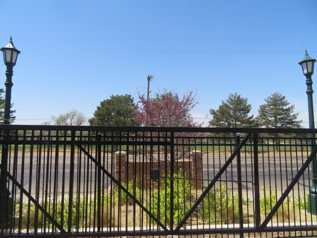 Bel-Air Fairway Apartments