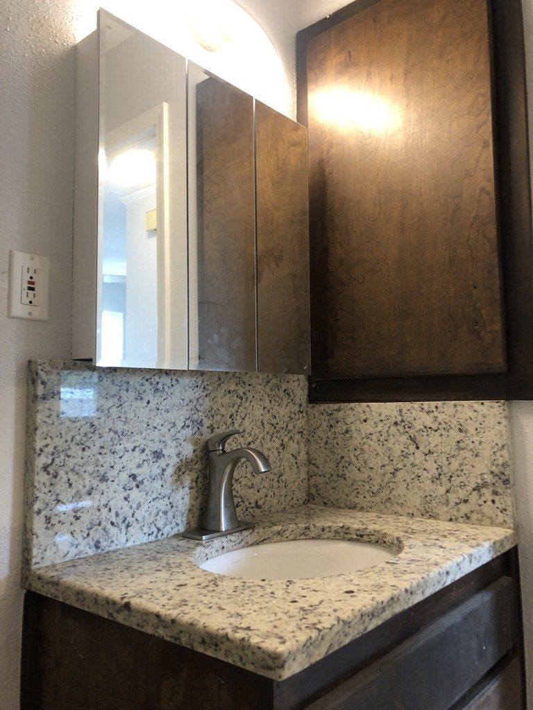 Summerwood 2 Bed - bathroom