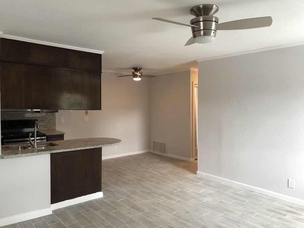 Summerwood 2 Bed - kitchen and living room