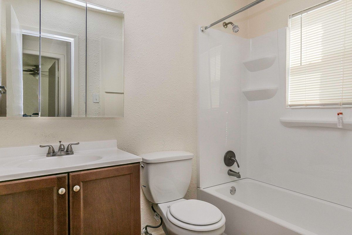 Greenbriar Apartments Unit 2712-6 Model Interior | Transpacific Enterprise