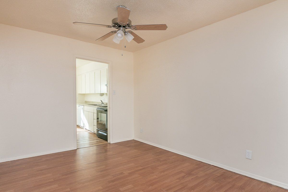 Greenbriar Apartments Unit 2712-6 Model Interior | Transpacific Enterprise