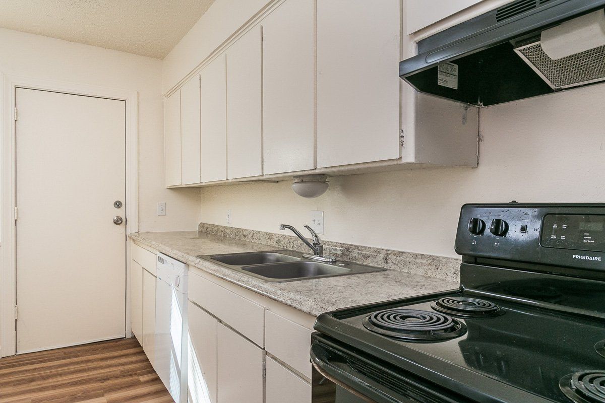 Greenbriar Apartments Unit 2712-6 Model Interior | Transpacific Enterprise