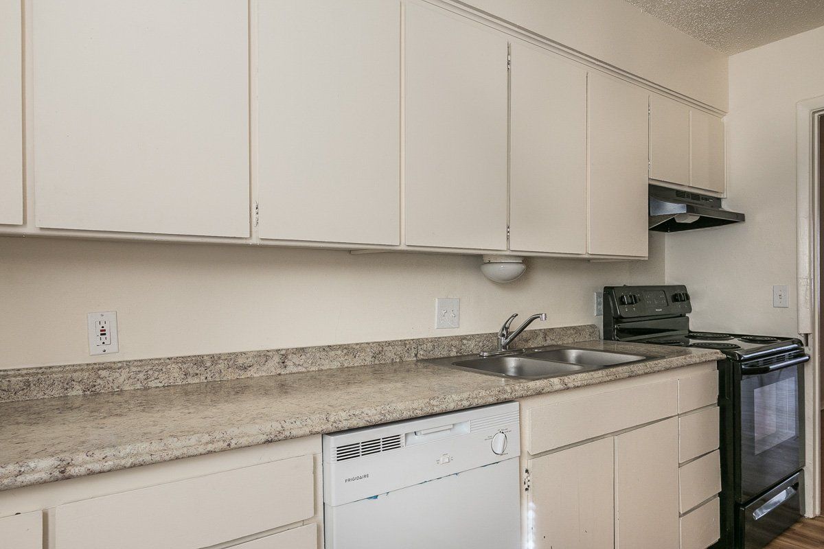 Greenbriar Apartments Unit 2712-6 Model Interior | Transpacific Enterprise