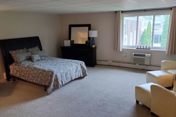 Apartment bedroom at Willows Arbor