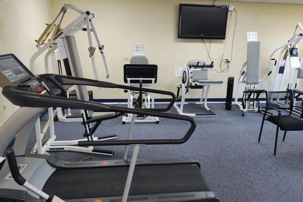Fitness center at Willows Arbor