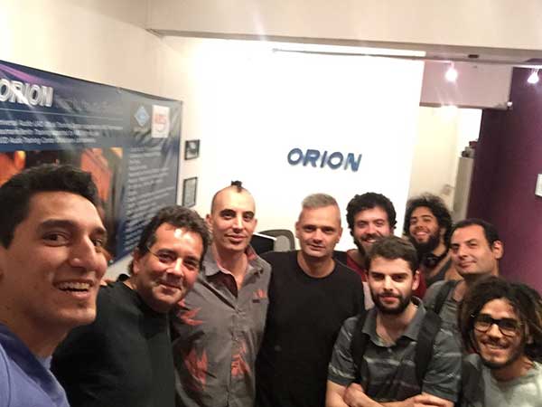 Alumnos del curso de mezcla con Pablo Rabinovich