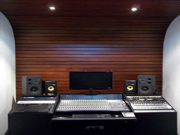 Control B del Instituto de Sonido Orion