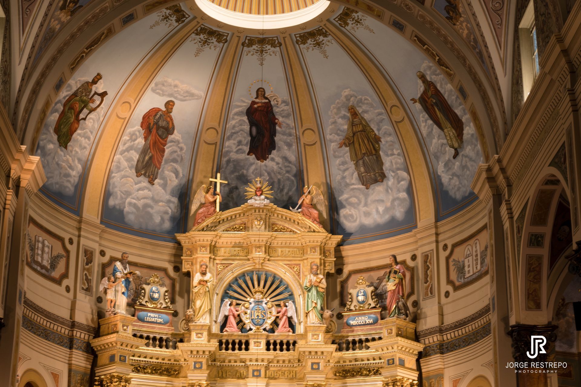 SHRINE OF ST. JOSEPH PHOTO TOUR & CLASS