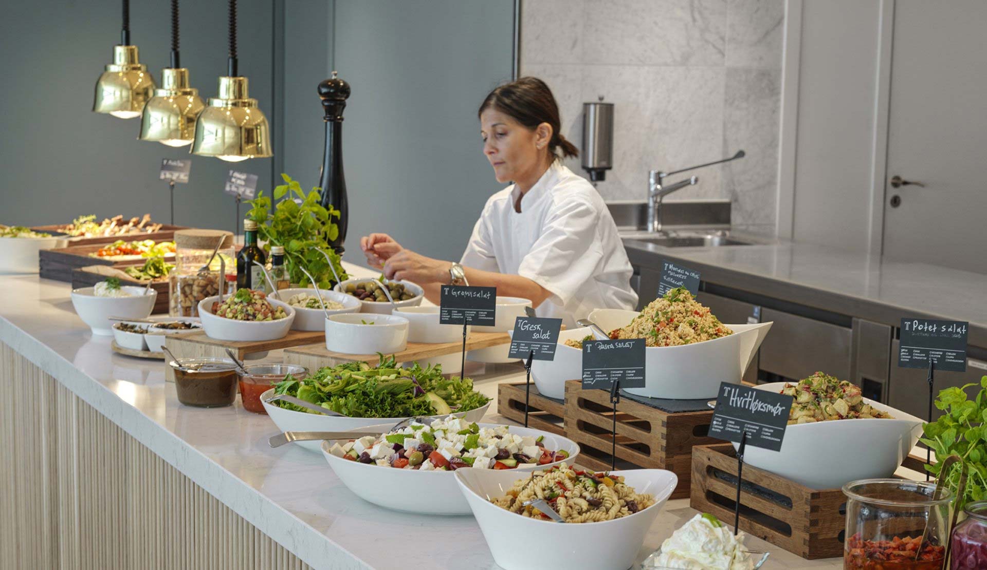 Pavlova-kaker pyntet med norske flagg til 17. mai-feiring