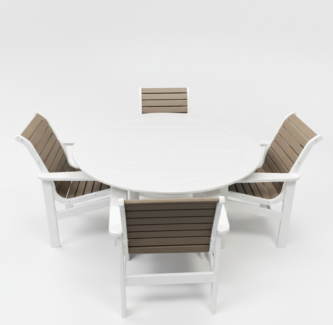 Ex: Round withe Hopetown Chairs