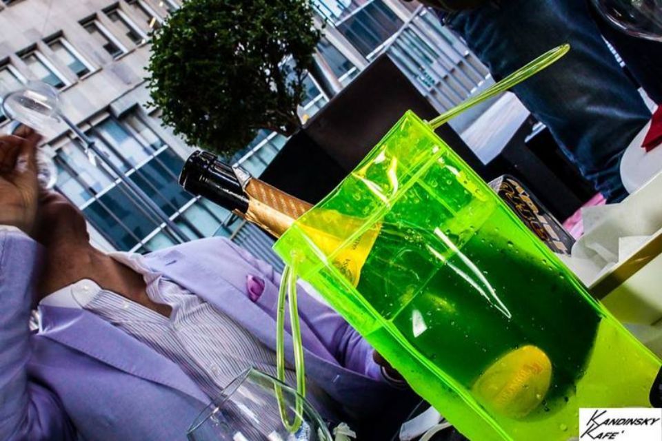 Cestello con champagne