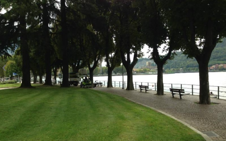 Esempio di giardino mantenuto in Valtellina