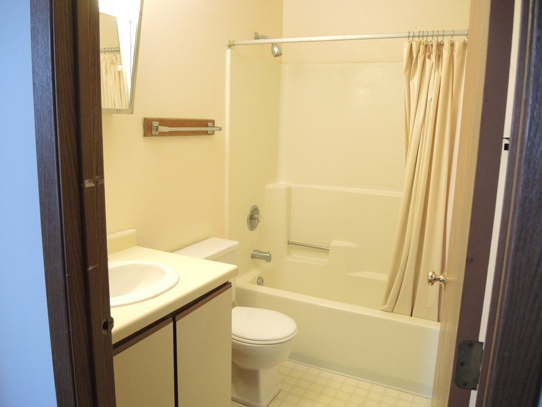 Student Rentals River Falls, WI (715) 4258105