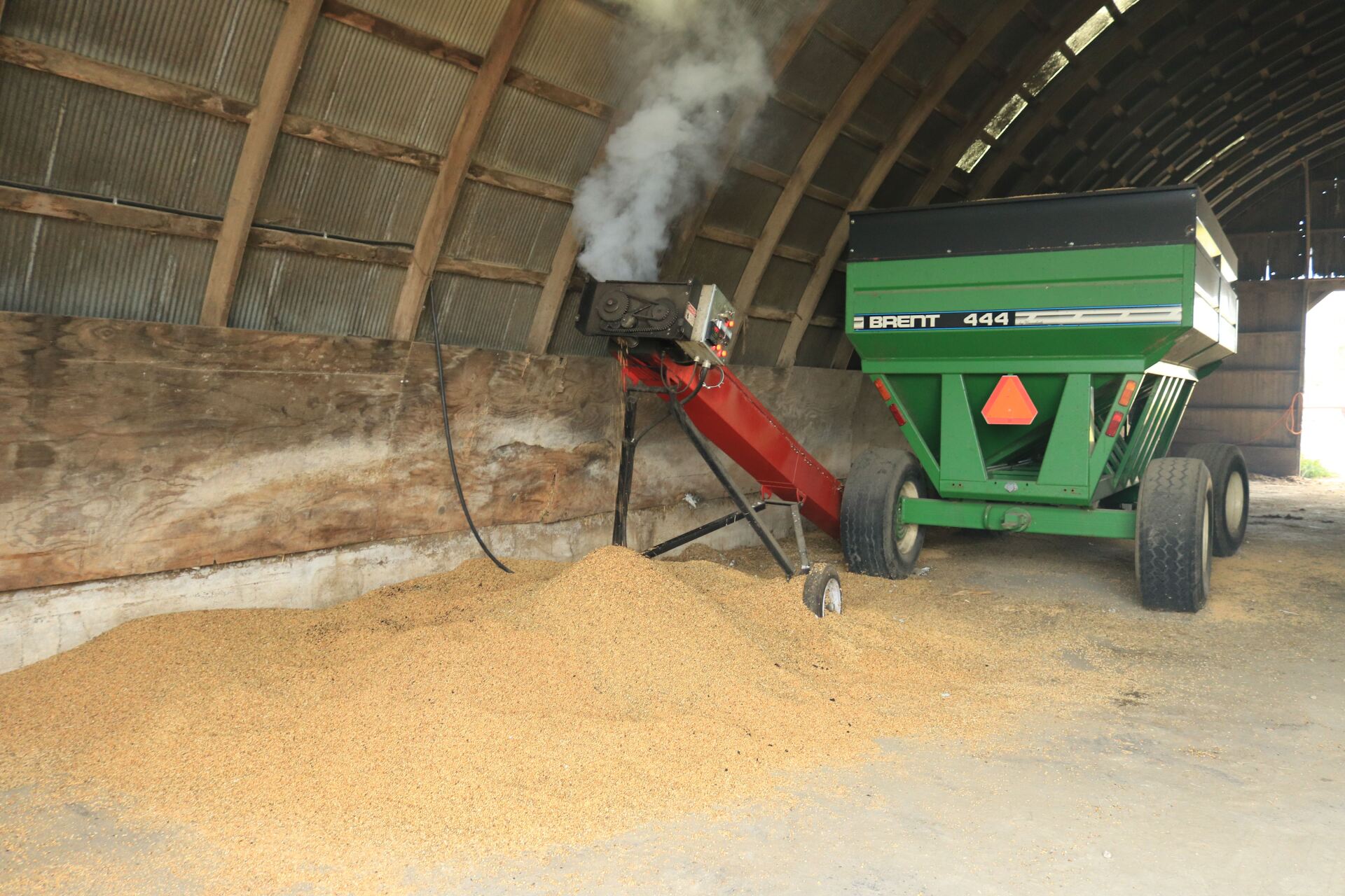 Roaster, grain roaster, soybean roaster, roasted soybeans, deer feed, roast o matic, KLM farms,  energrow, soyex, toasted grain, non-gmo feed, organic feed, livestock feed, dairy feed,