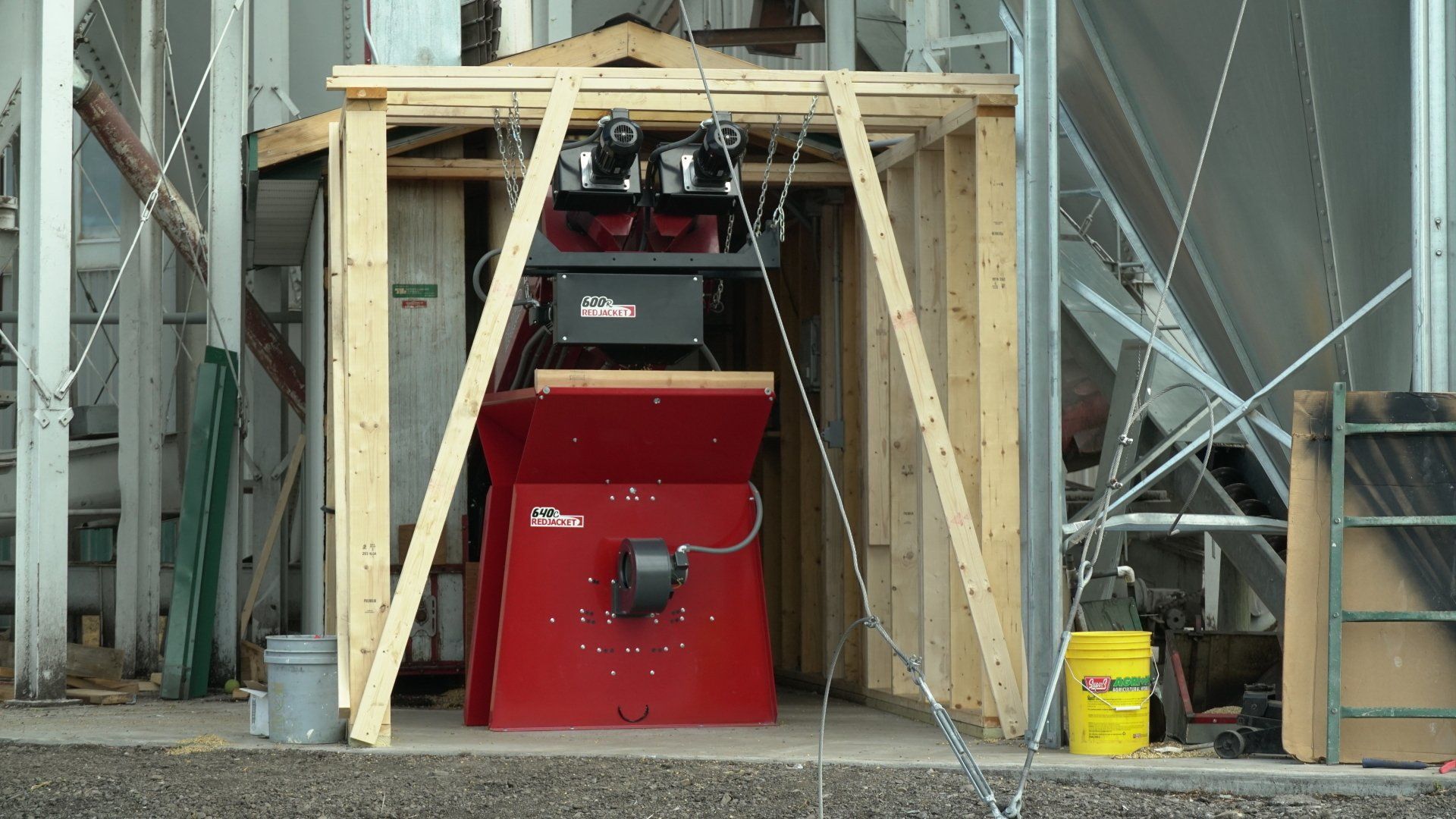 Roaster, grain roaster, soybean roaster, roasted soybeans, deer feed, roast o matic, KLM farms,  energrow, soyex, toasted grain, non-gmo feed, organic feed, livestock feed, dairy feed,