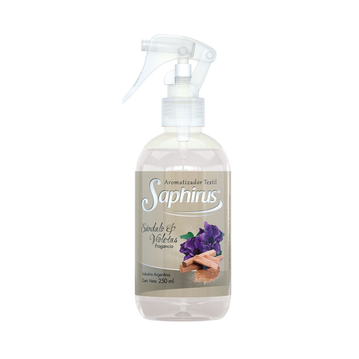 Botella spray ambientadora Saphirus con imagen de flor morada y madera.