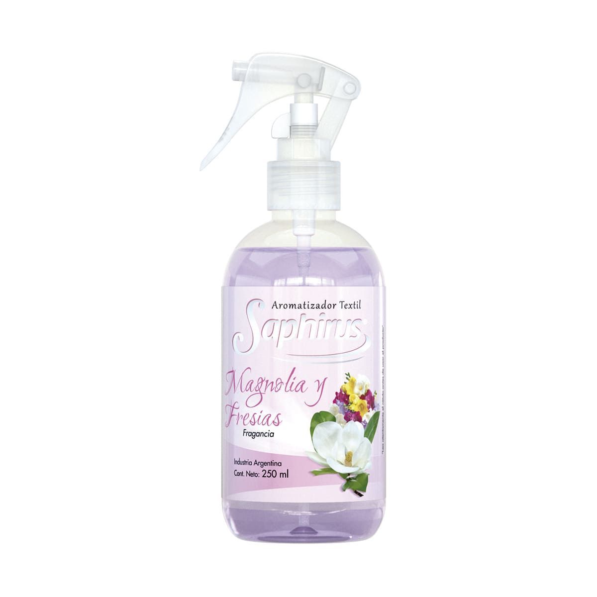 Botella de ambientador, líquido lila, tapa pulverizadora, etiqueta magnolia y fresia, flores blancas.