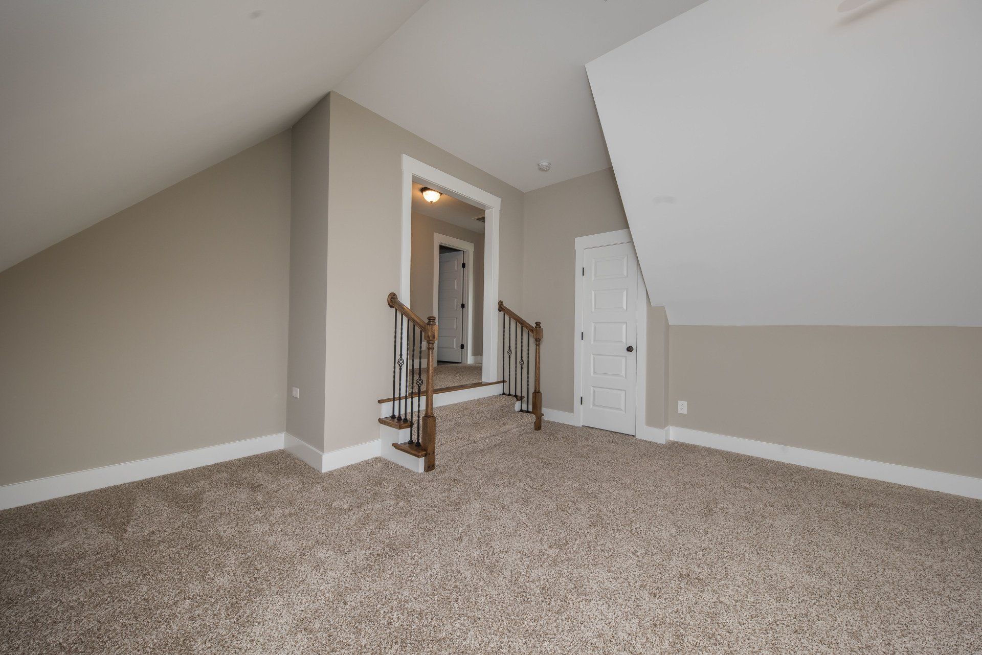 Gallery of Homes - bonus room