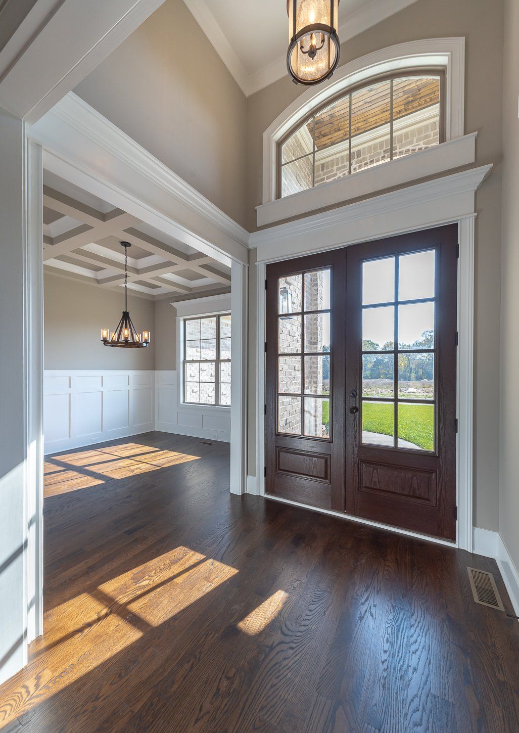 Elevated Trim Package - Transom Window