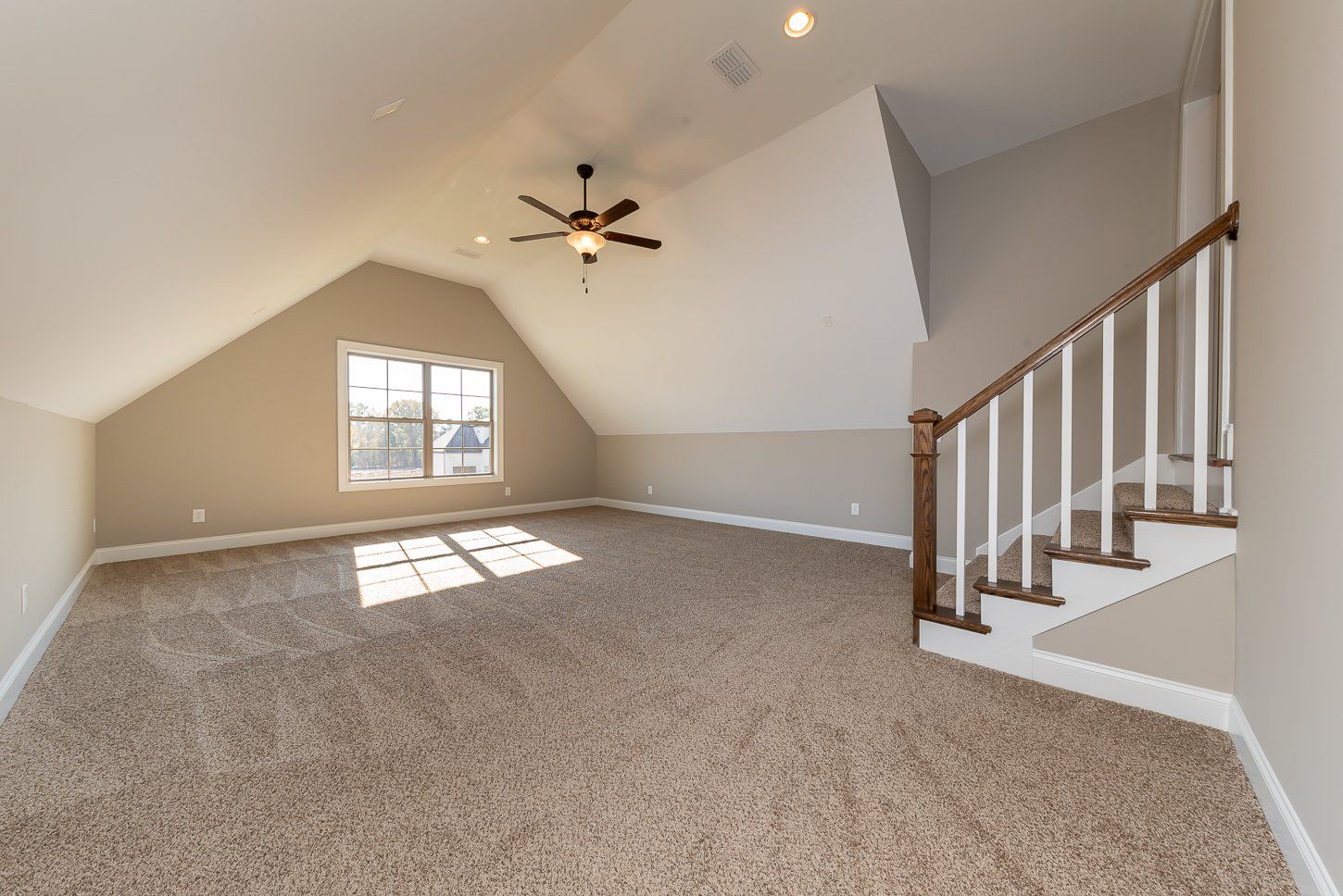 Gallery of Homes - bonus room