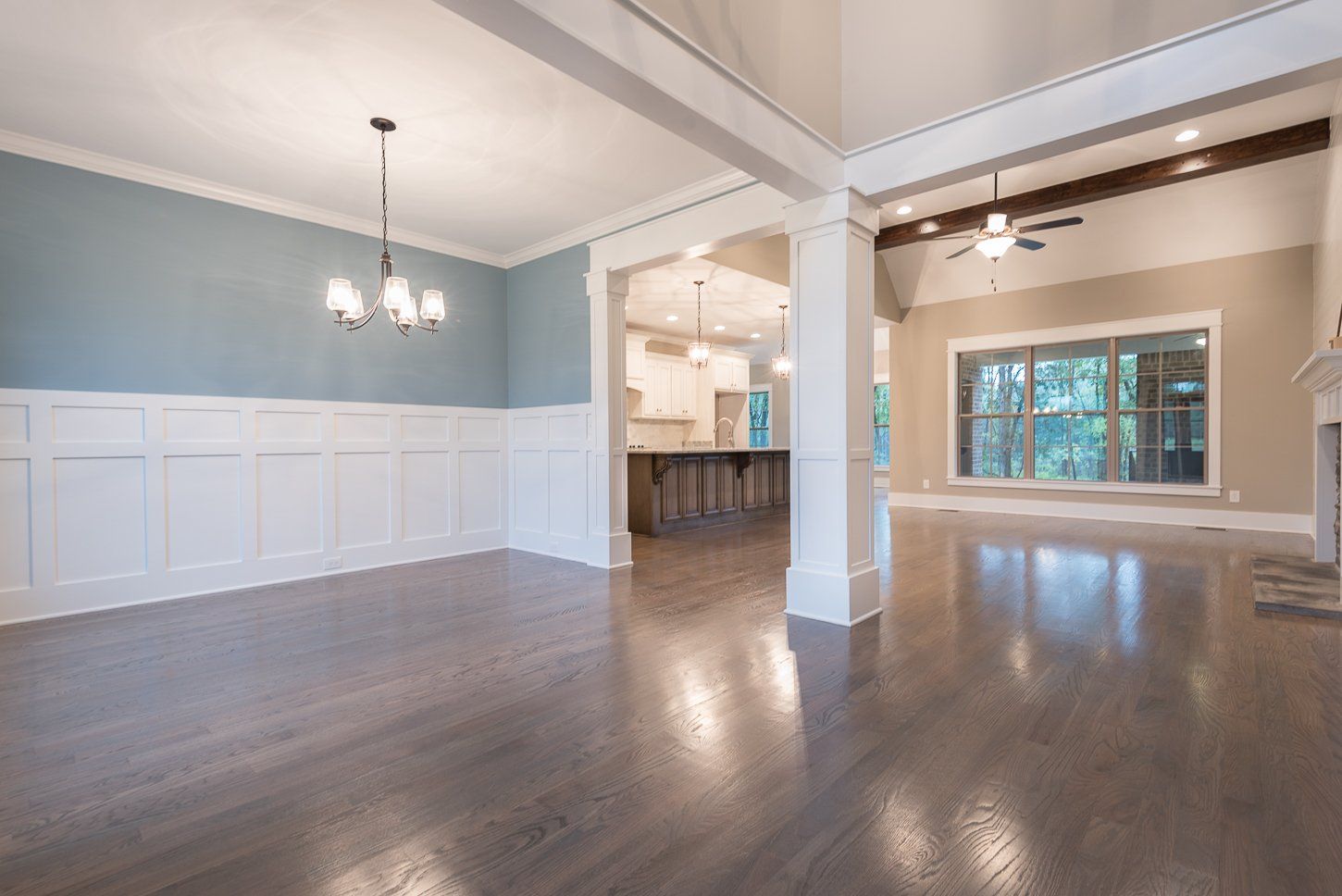 Gallery of Homes - great room