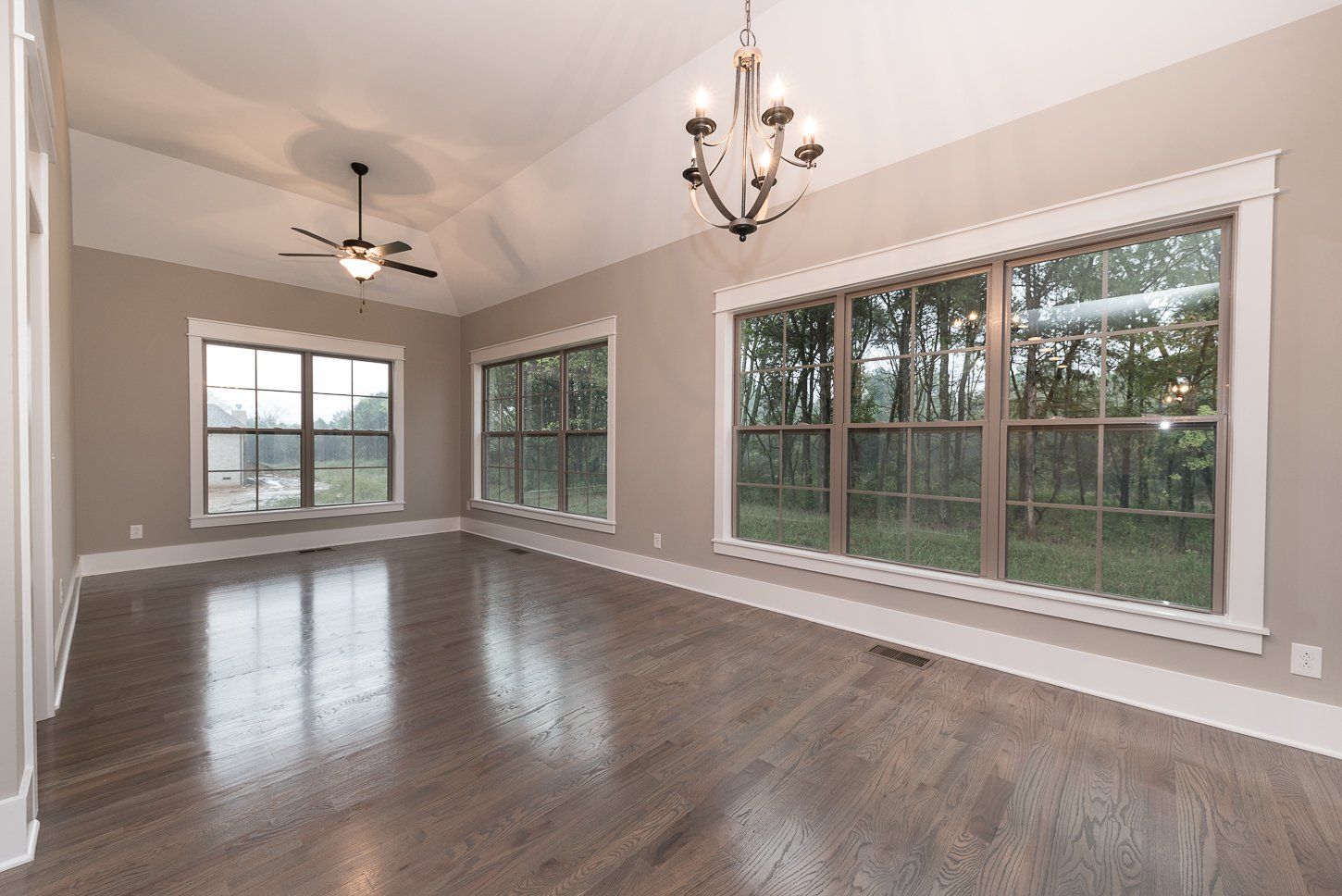 Gallery of Homes - great room