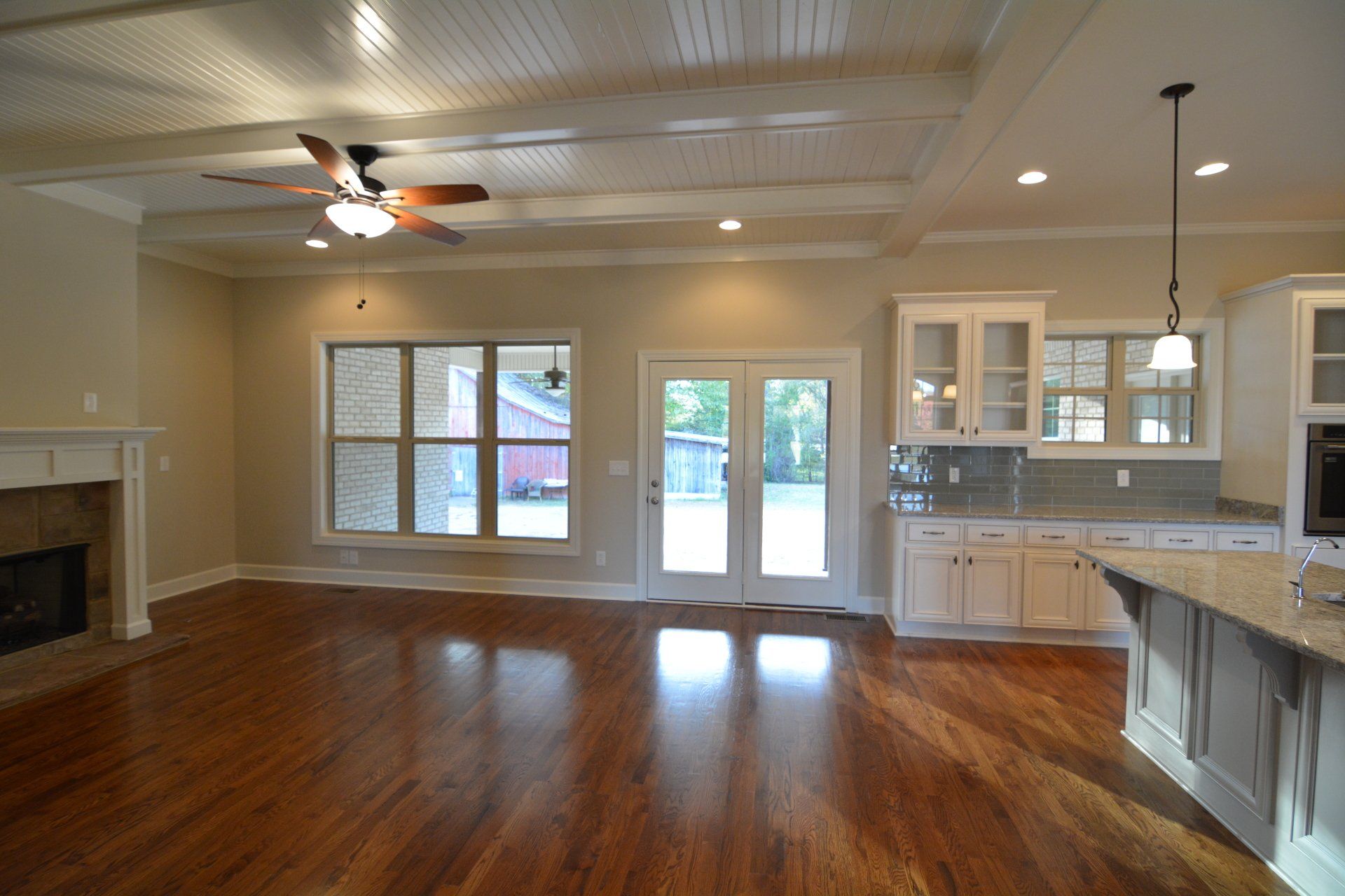 Stone Cape Cod - Kitchen