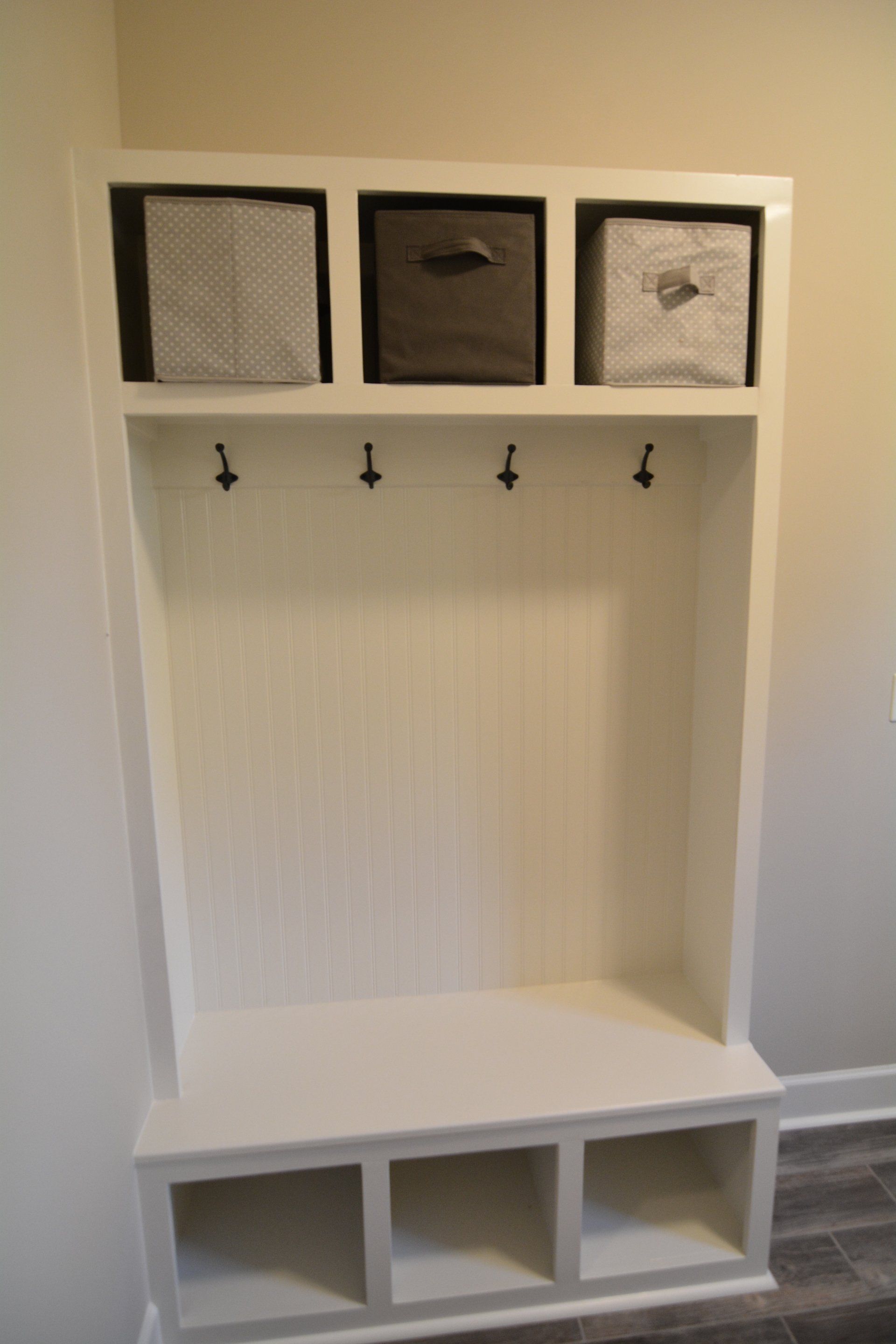 Stone Cape Cod -Mud Room