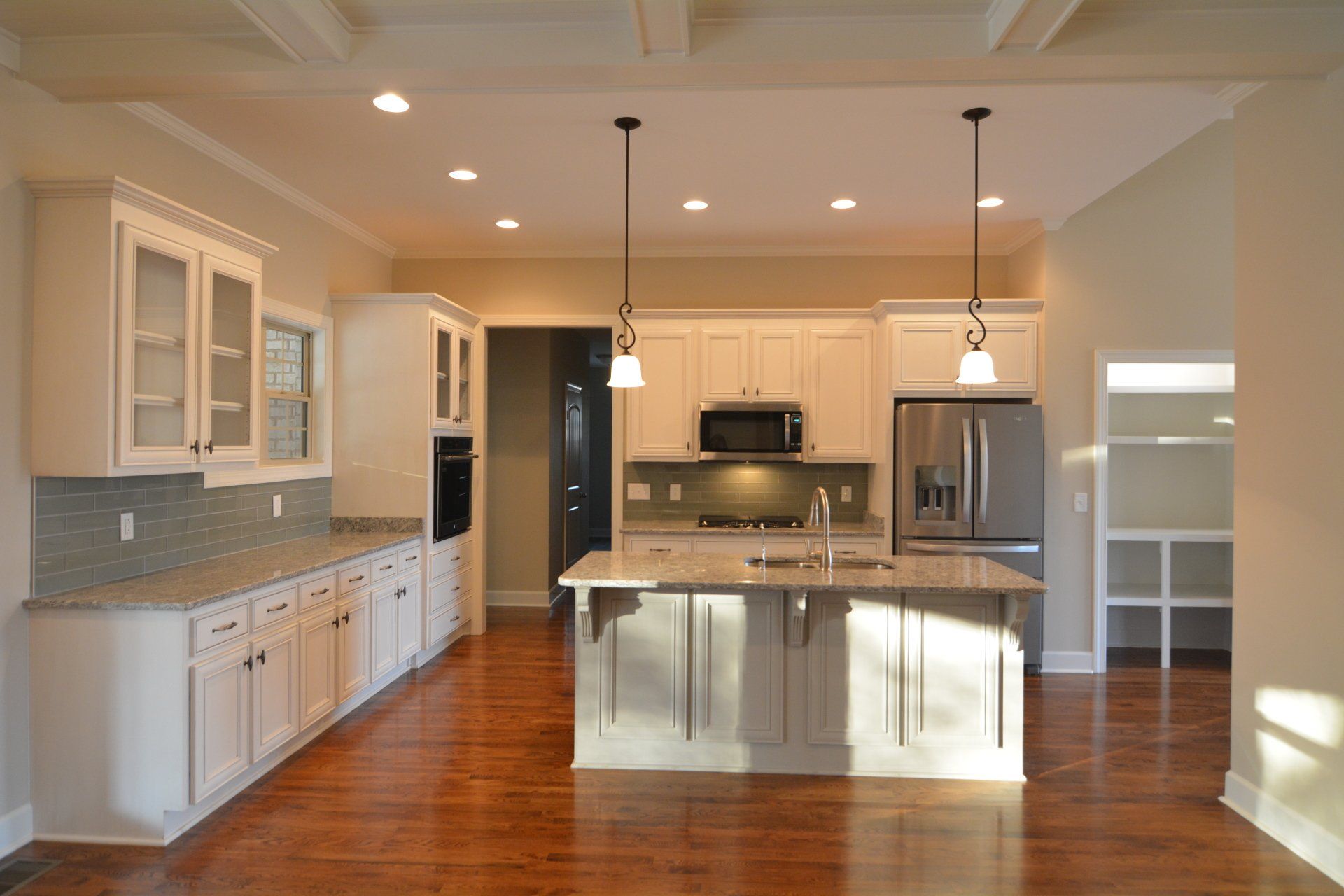 Stone Cape Cod - Kitchen