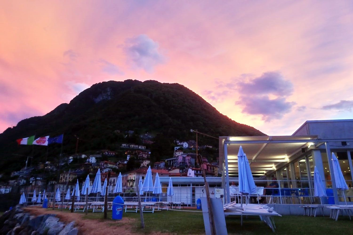 aperitivo lido di argegno sul lago di como