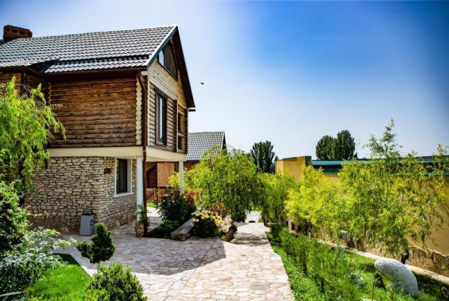 La Tudora GuestHouse