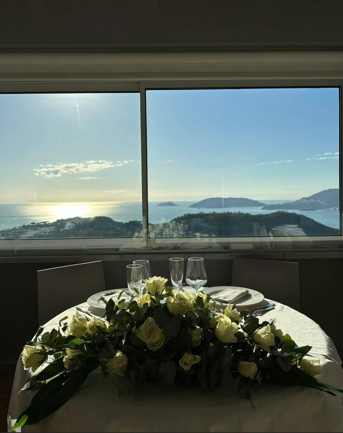 tavolo rotondo per cerimonie