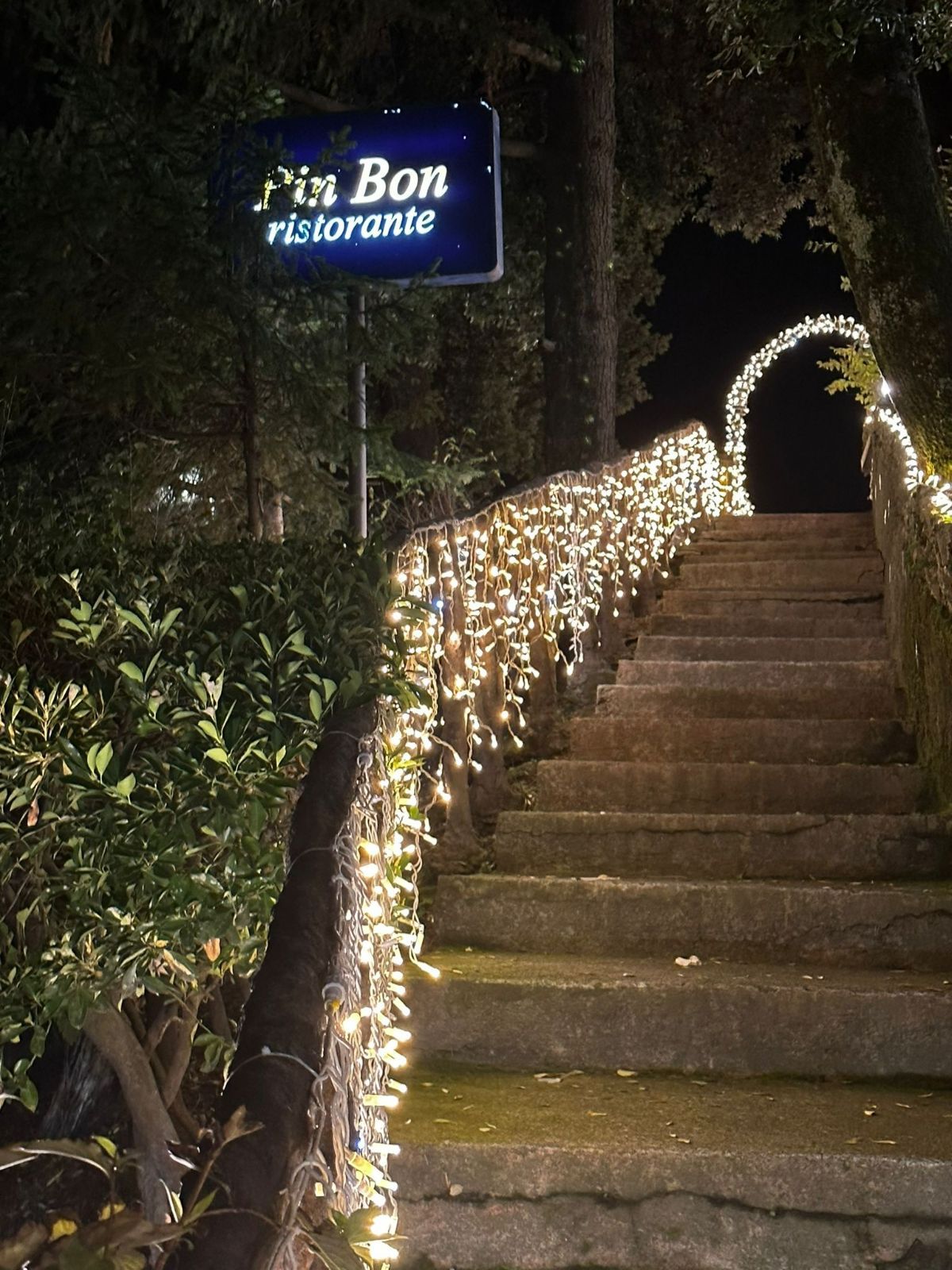 scalinata illuminata