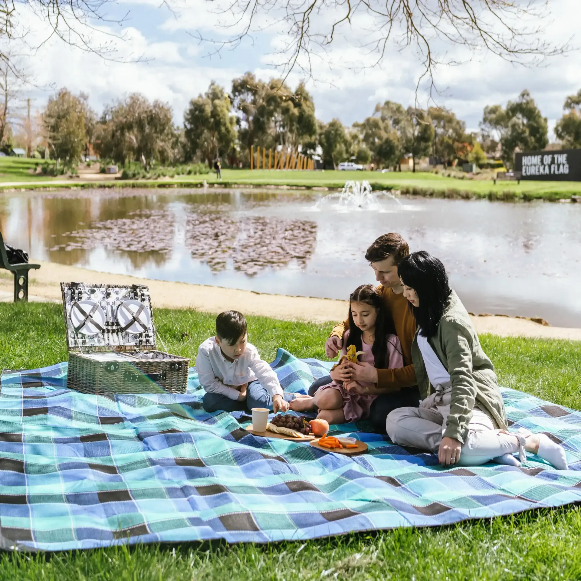 Picnic @ Eureka Centre, Ballarat