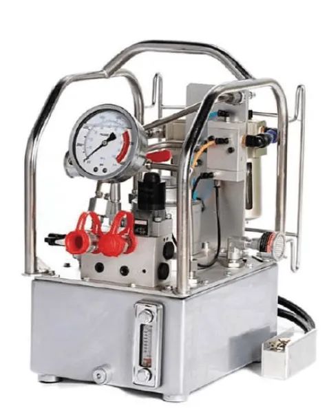 Pompes pneumatiques pour clés hydrauliques