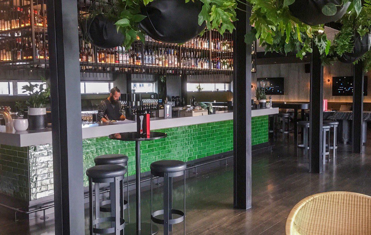 Rooftop Bar at QT Melbourne, joinery, joiners, powder, coating, finch Projects, finch Joinery, bars, shopfitting, daniel finch