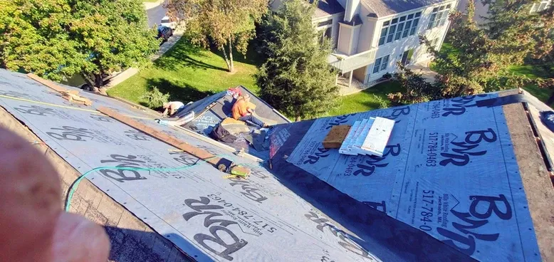 Roofers Installing Asphalt Shingles – Jackson, MI – Billy White Roofing LLC