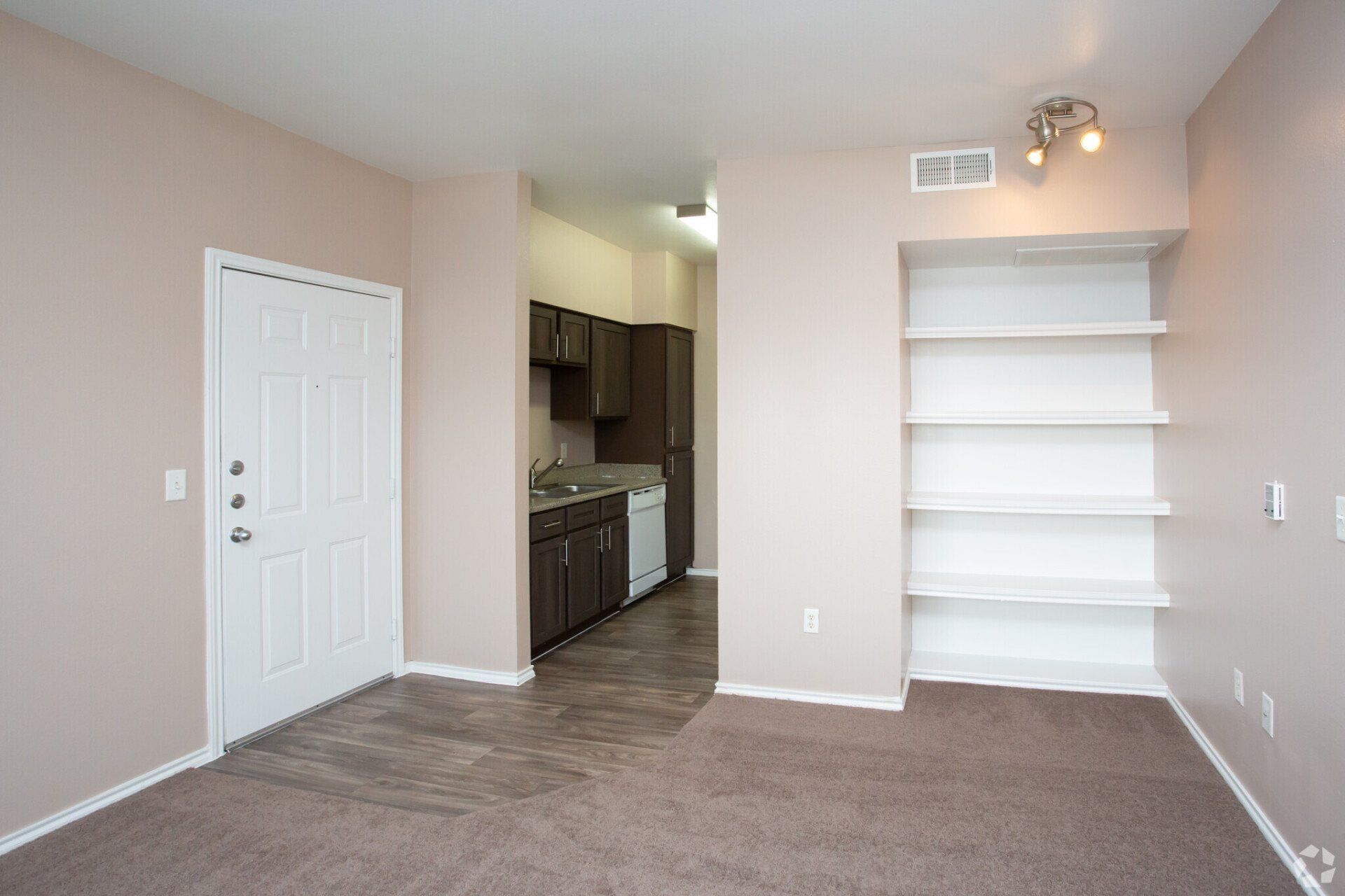 The Legend Apartments in San Antonio, TX