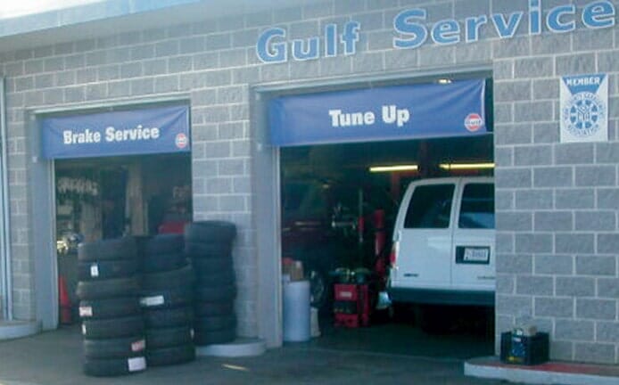 Garage Front — Mose's Gulf Services in York,  PA