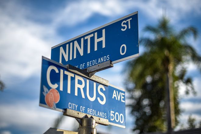 Street Sign, Ninth and Citrus ave. Redlands top rated CPA accountant.