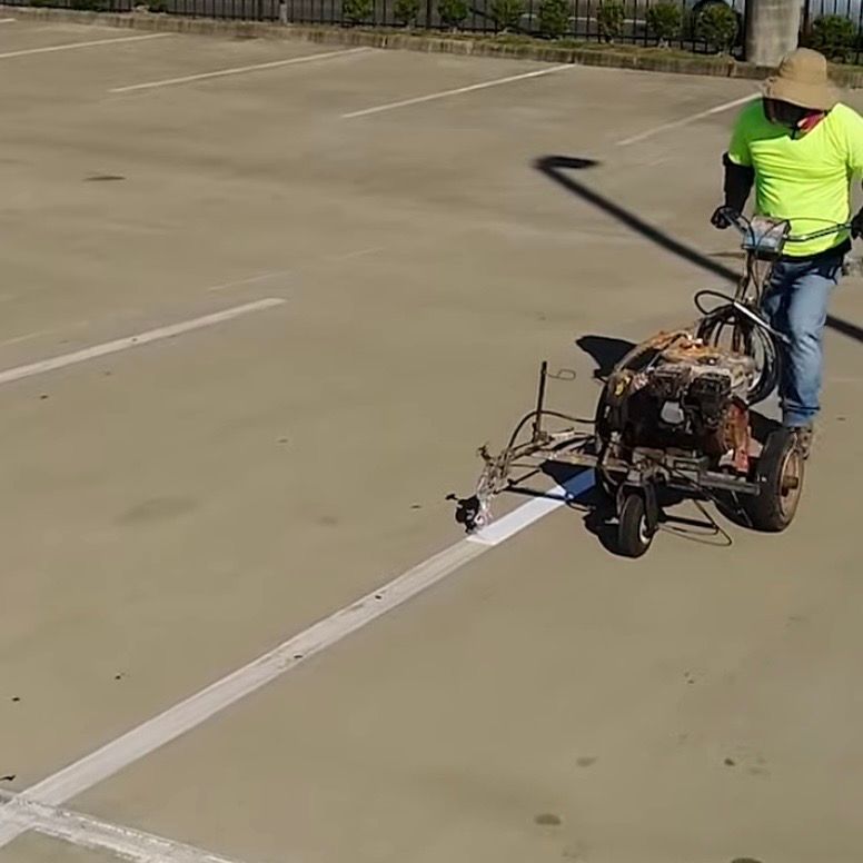 parking lot restriping in St. Louis MO with white lines and durable paint